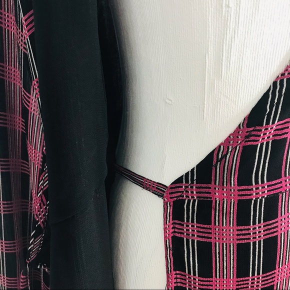 🆕 NEW WITH TAG GANNI Checked mini wrap dress size FR 38 is equivalent to… - Picture 11 of 15